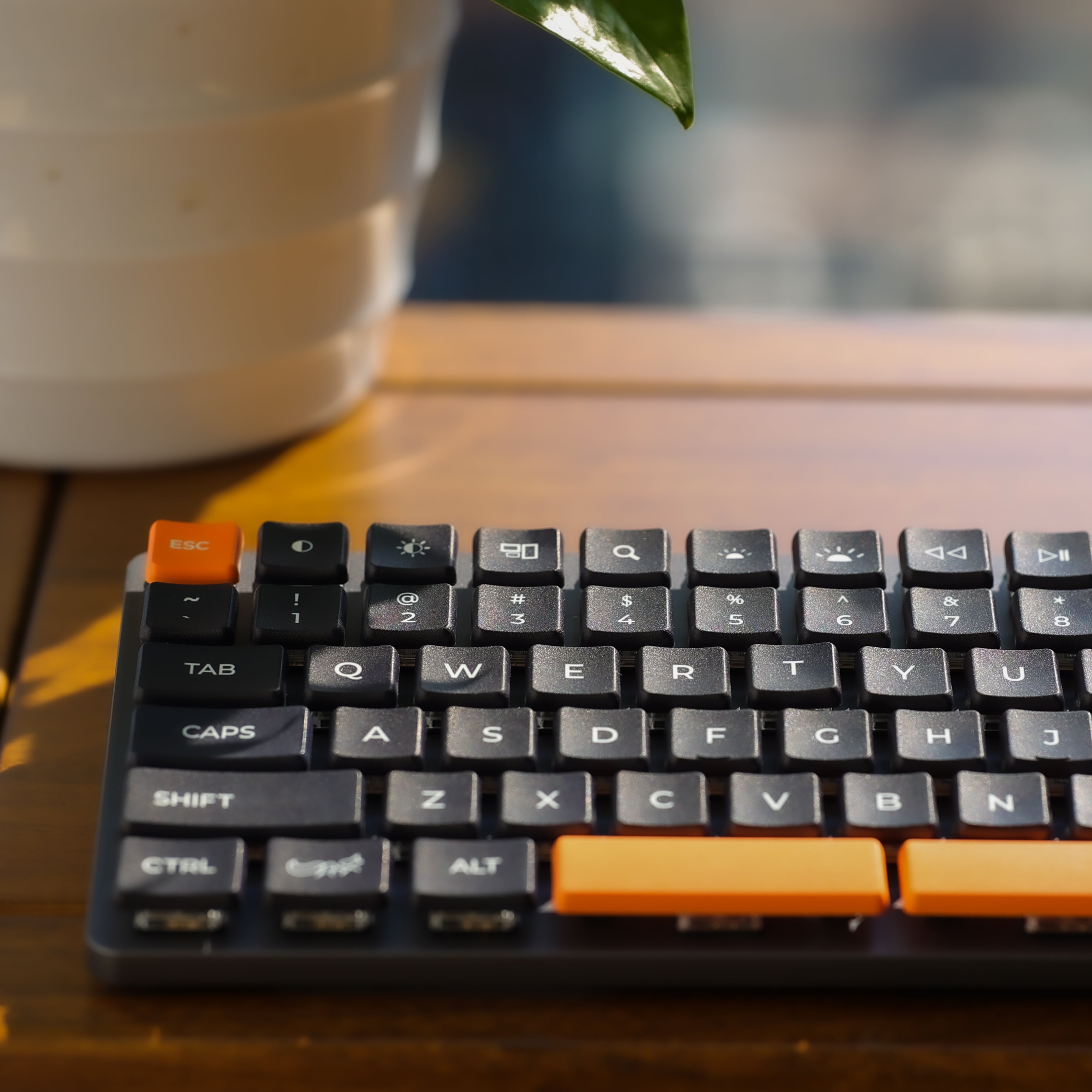 CFX WoB Black & Orange Keycap Set